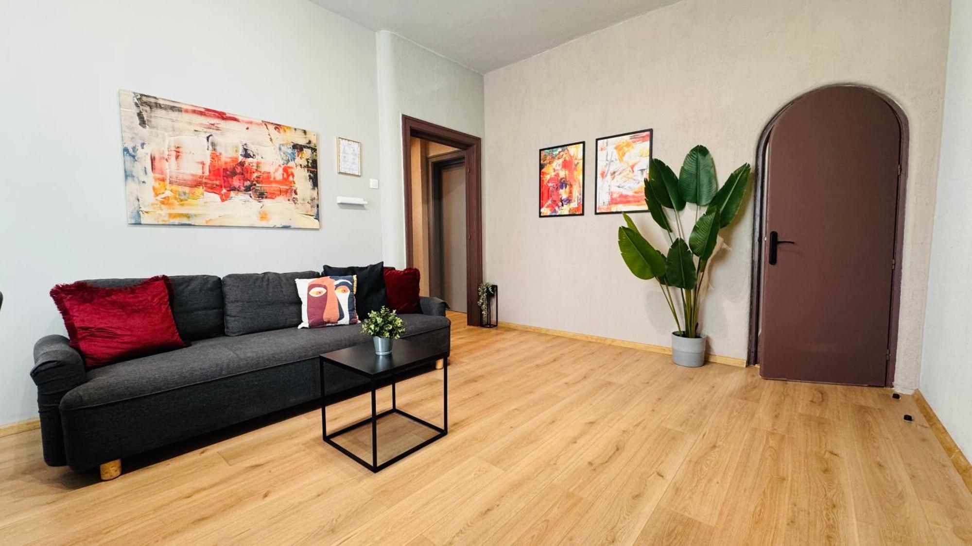 Ideal Home - Spacious & Modern Accommodation Near Unirii Square Bucareste Quarto foto