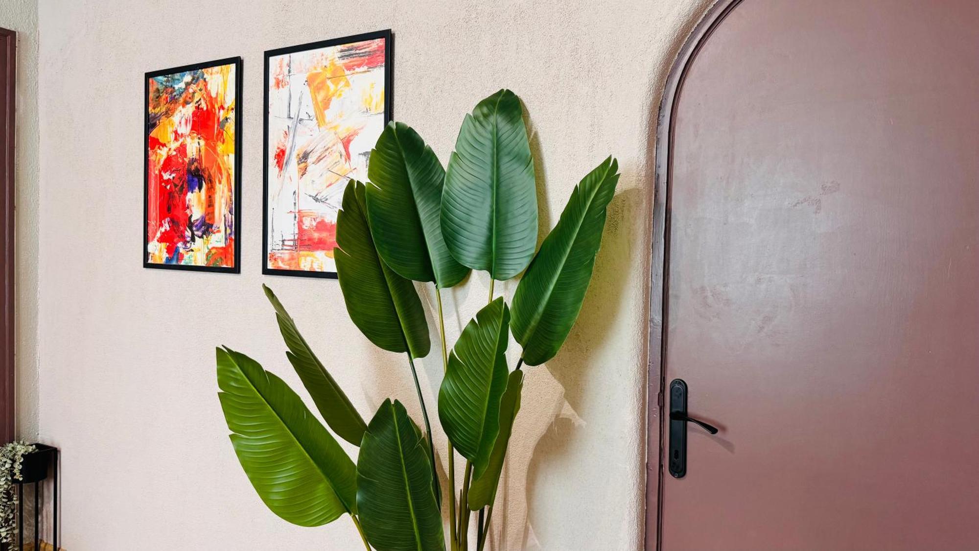 Ideal Home - Spacious & Modern Accommodation Near Unirii Square Bucareste Quarto foto