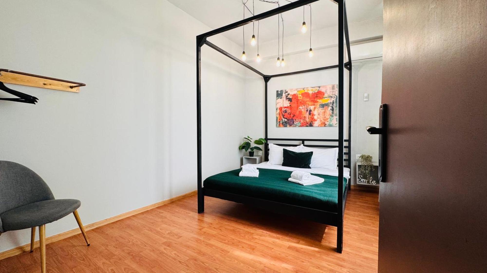 Ideal Home - Spacious & Modern Accommodation Near Unirii Square Bucareste Quarto foto