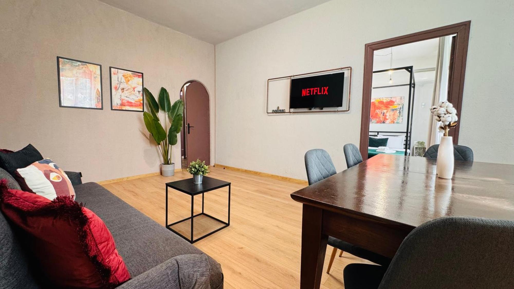 Ideal Home - Spacious & Modern Accommodation Near Unirii Square Bucareste Exterior foto