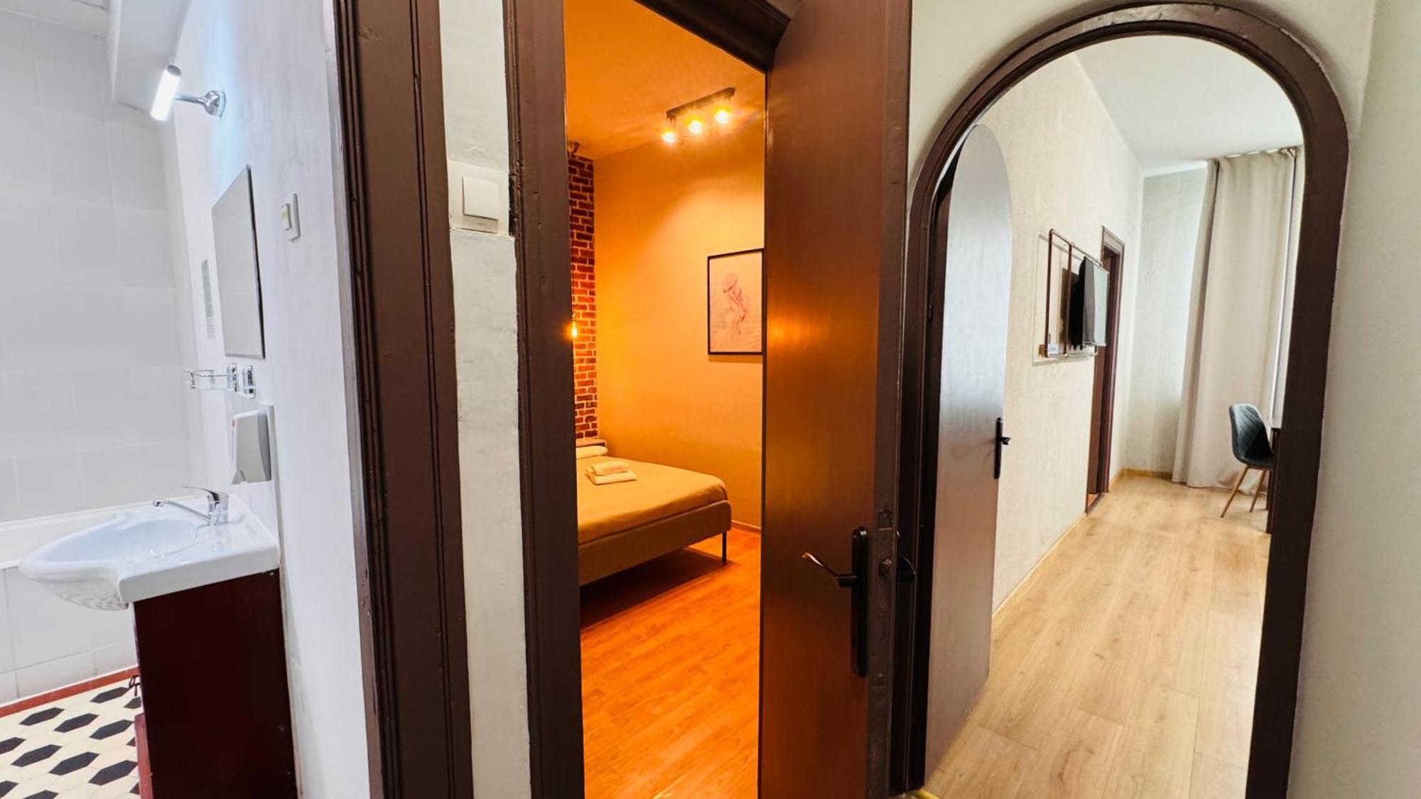 Ideal Home - Spacious & Modern Accommodation Near Unirii Square Bucareste Quarto foto